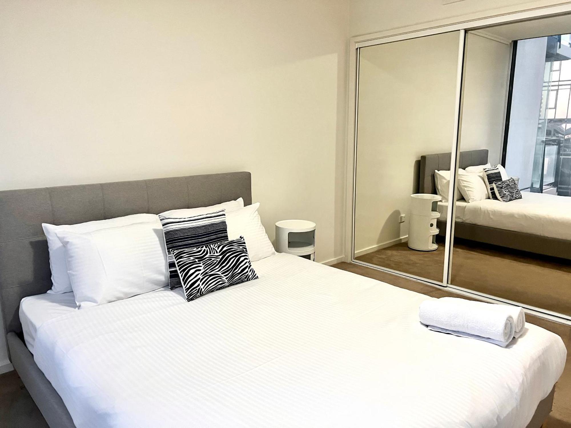 Readyset Apartments At Sentinel Melbourne Esterno foto